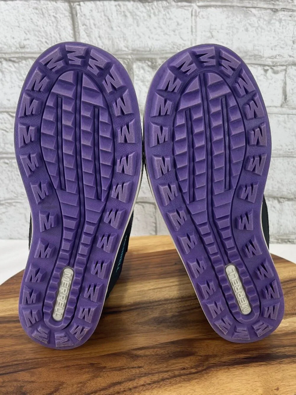 Merrell Snow Bank 4.0 Kids Sz. 6 Black Purple Waterproof insulated Winter Boots